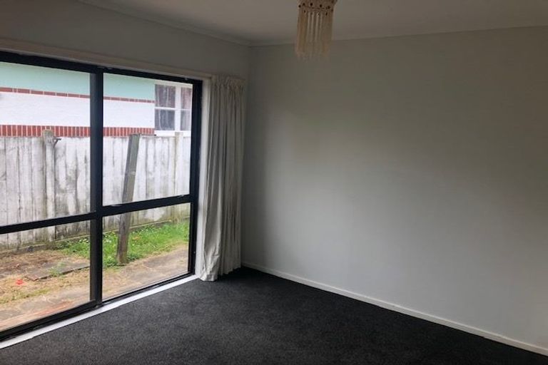 Photo of property in 1/28 Logan Street, Ebdentown, Upper Hutt, 5018