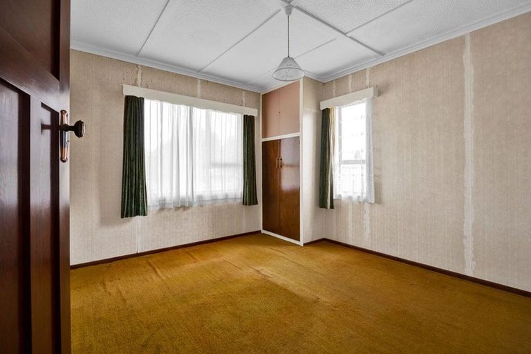 Photo of property in 192 High Street, Eltham, 4322