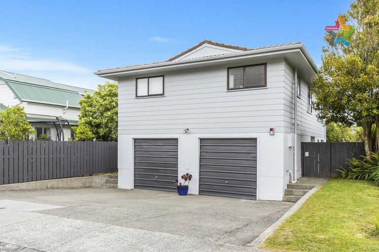 Photo of property in 13 Tarras Grove, Kelson, Lower Hutt, 5010