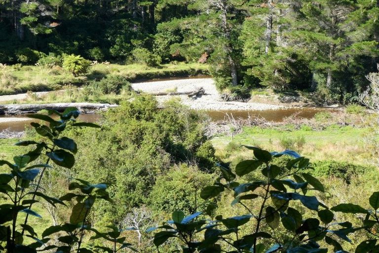 Photo of property in 196 Maori Creek Road, Marsden, Greymouth, 7872