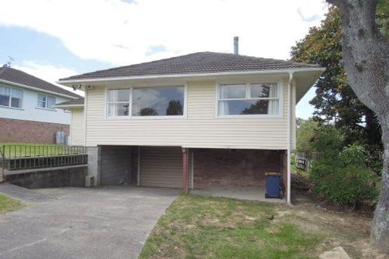 Photo of property in 61 Blakeborough Drive, Forrest Hill, Auckland, 0620