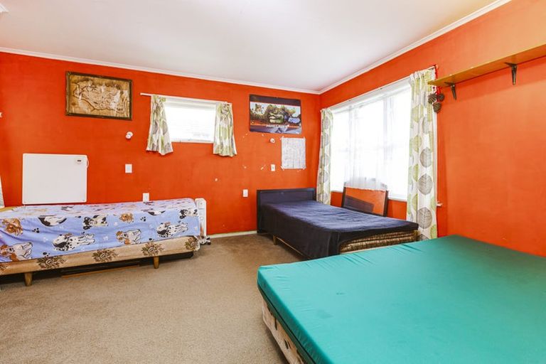 Photo of property in 35a Weymouth Road, Manurewa, Auckland, 2102