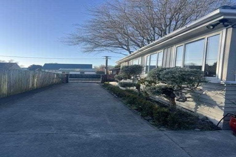 Photo of property in 61 Truman Road, Bryndwr, Christchurch, 8053