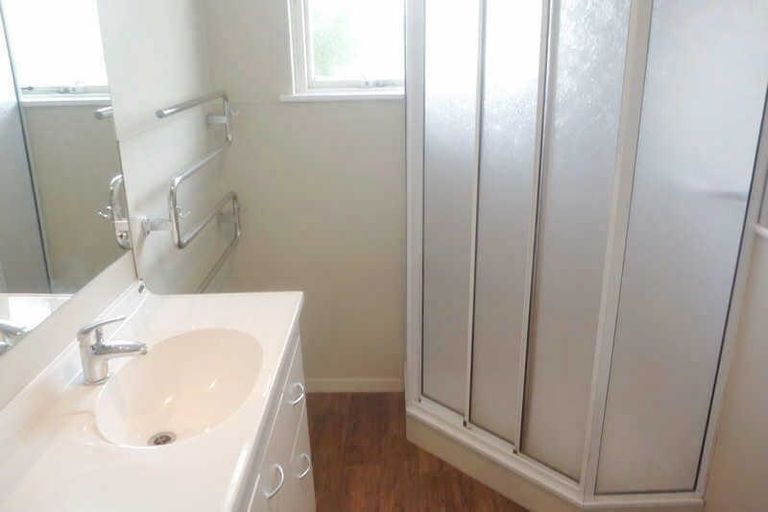 Photo of property in 3/27 Oxley Avenue, St Albans, Christchurch, 8014