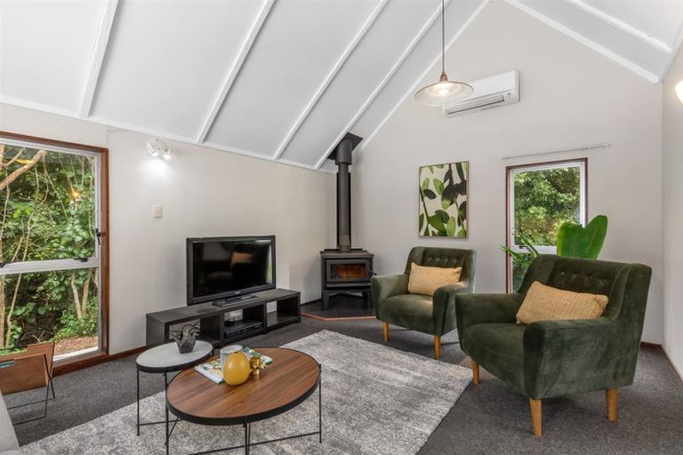 Photo of property in 19 Solander Place, Whitby, Porirua, 5024