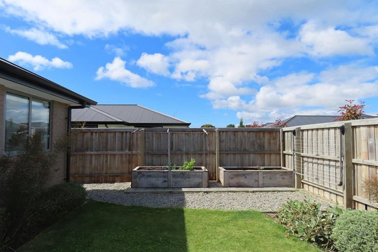 Photo of property in 7 Stackwood Avenue, Woodend, 7610