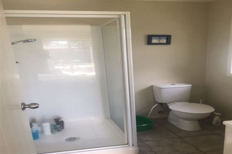 Photo of property in 86 Nielsen Gardens, Rototuna, Hamilton, 3210