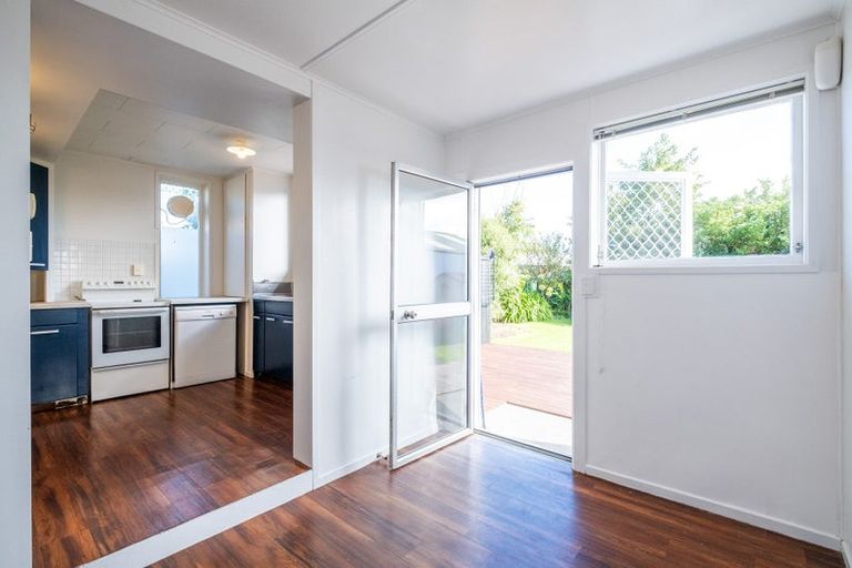 Photo of property in 13 Collins Street, Hawera, 4610