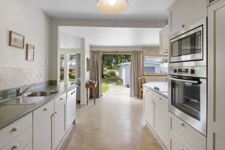 Photo of property in 64 Domain Terrace, Spreydon, Christchurch, 8024