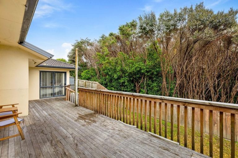 Photo of property in 17 Carnelian Court, Westgate, Auckland, 0614