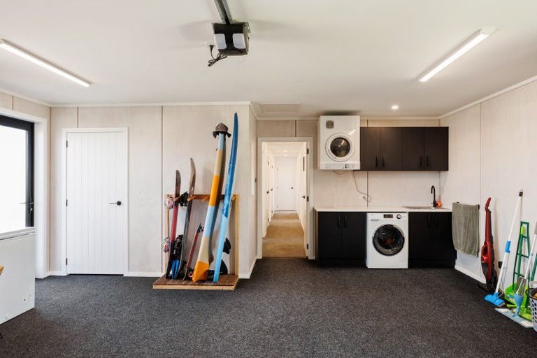 Photo of property in 19 Palm Drive, Whitianga, 3510