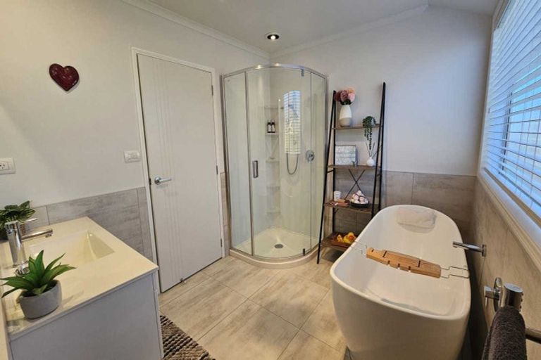 Photo of property in 15 Layla Place, Katikati, 3178