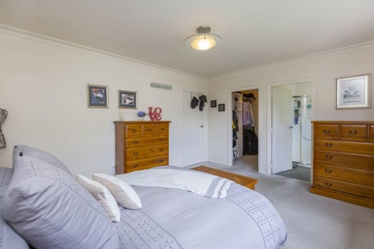 Photo of property in 391 Fergusson Drive, Heretaunga, Upper Hutt, 5018