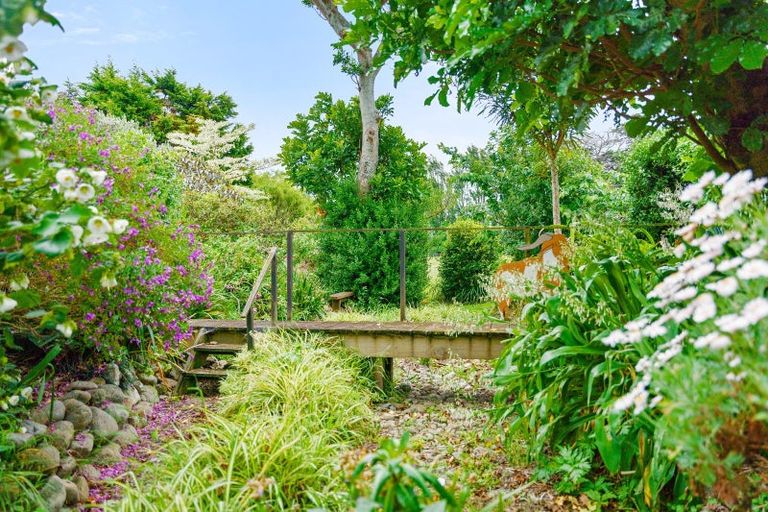 Photo of property in 42 Sue Avenue, Otaki, 5512