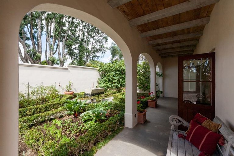 Photo of property in 23 Jans Terrace, Oakura, 4314