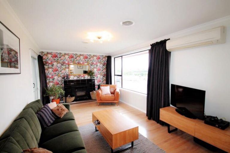 Photo of property in 21 Stirling Crescent, Mosgiel, 9024