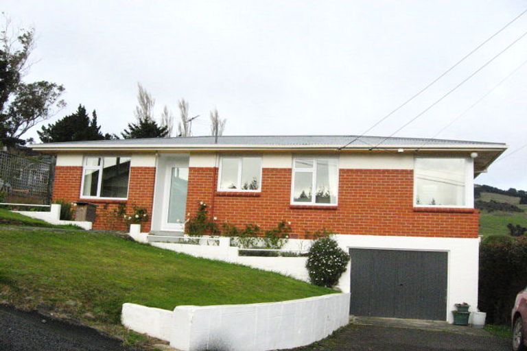 Photo of property in 24 Gorman Street, Macandrew Bay, Dunedin, 9014