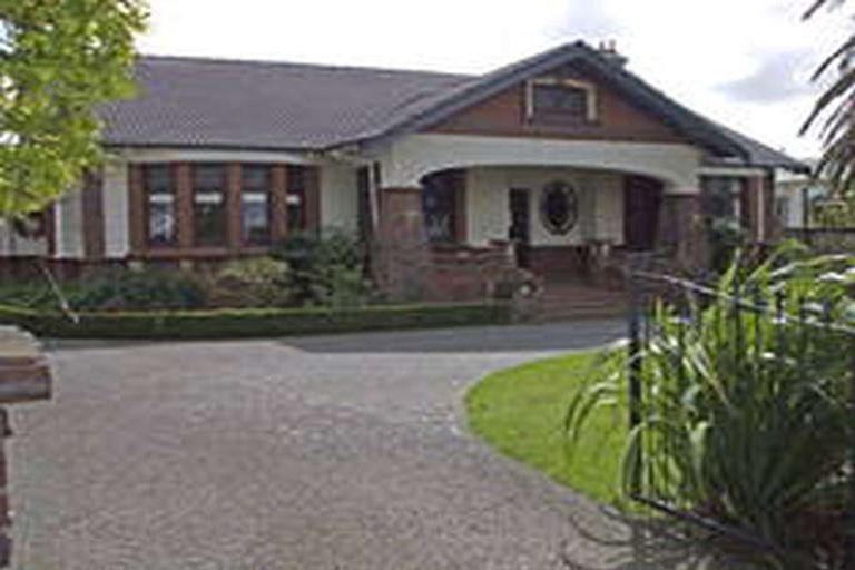 Photo of property in 353 Featherston Street, Palmerston North, 4414