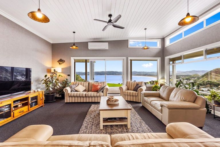 Photo of property in 6a Seaview Drive, Mahia, 4198