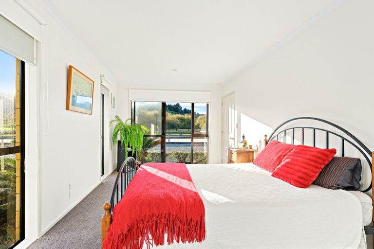 Photo of property in 42 Westminster Glen, Matakana, Warkworth, 0985