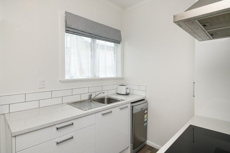 Photo of property in 1/185 Fitzherbert Avenue, West End, Palmerston North, 4410