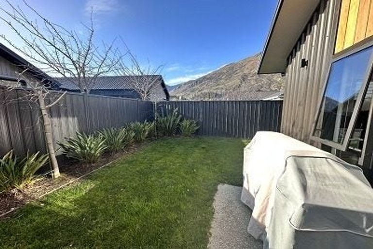 Photo of property in 118 Stalker Road, Lower Shotover, Queenstown, 9304