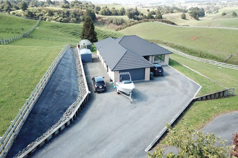 Photo of property in 93 Cameron Town Road, Pukekohe, 2678