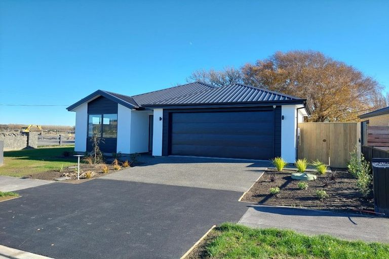 Photo of property in 16 Quaifes Road, Halswell, Christchurch, 8025