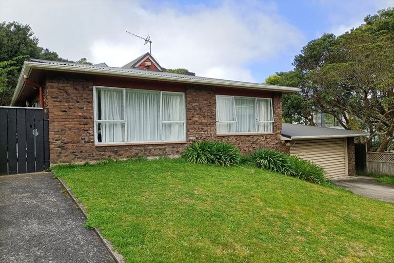 Photo of property in 6 Vasanta Avenue, Ngaio, Wellington, 6035