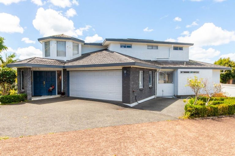 Photo of property in 48 Cherub Place, West Harbour, Auckland, 0618