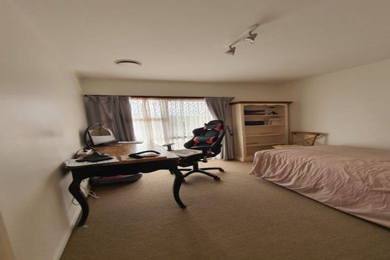 Photo of property in 227 Bucklands Beach Road, Bucklands Beach, Auckland, 2012