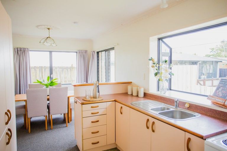 Photo of property in 57b Williams Street, Cambridge, 3434