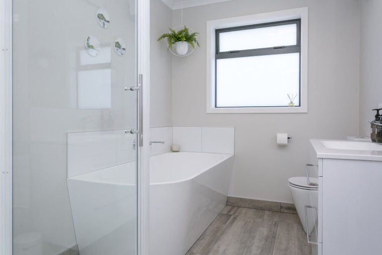 Photo of property in 131 Harakeke Drive, Wharewaka, Taupo, 3330