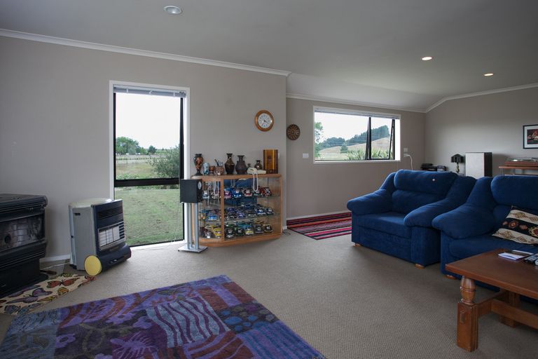 Photo of property in 255 Inglefield Street, Pirongia, Te Awamutu, 3876