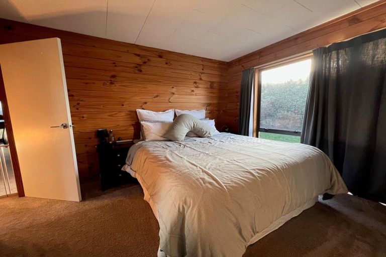 Photo of property in 2/98 Springs Road, Hornby, Christchurch, 8042