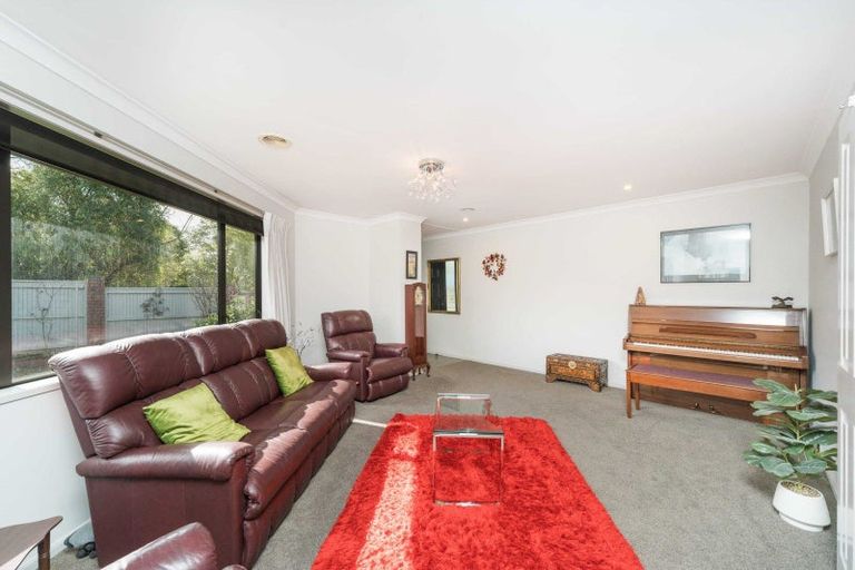 Photo of property in 3 Astelia Court, Milson, Palmerston North, 4414