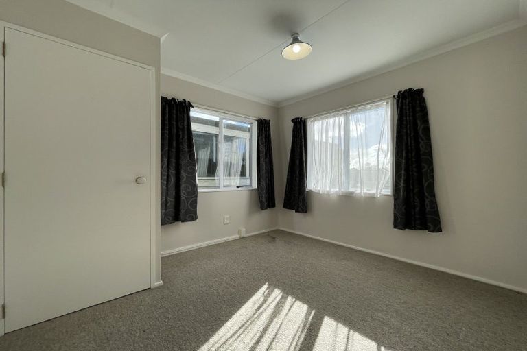 Photo of property in 56a Newton Place, Westbrook, Palmerston North, 4412