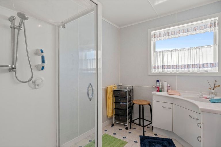 Photo of property in 19 Vernon Street, Kingswell, Invercargill, 9812