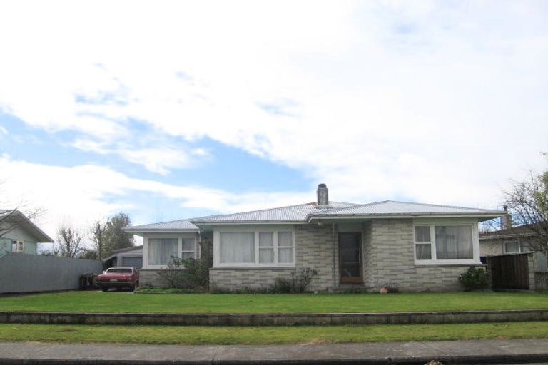 Photo of property in 10 Folkestone Drive, Flaxmere, Hastings, 4120