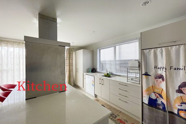 Photo of property in 18 Lane Cameron Place, Flat Bush, Auckland, 2019