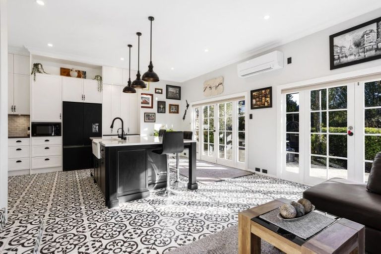 Photo of property in 23 Wilson Avenue, Saint Clair, Dunedin, 9012