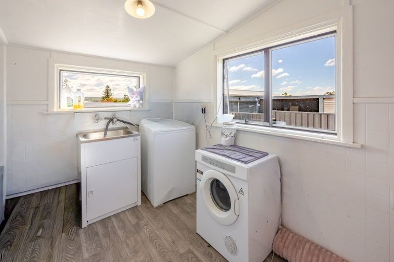 Photo of property in 214 Porangahau Road, Waipukurau, 4200