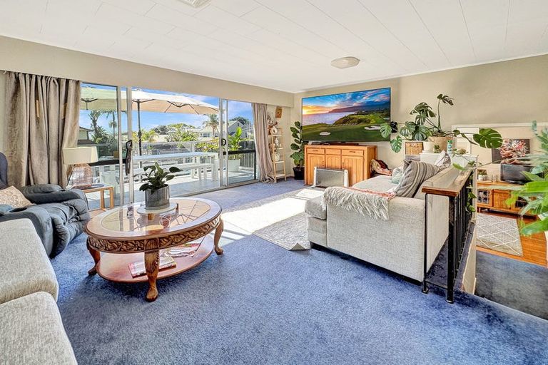 Photo of property in 124 Pohutukawa Avenue, Ohope, 3121