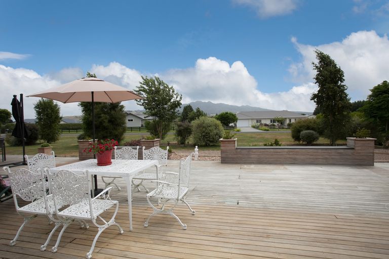 Photo of property in 255 Inglefield Street, Pirongia, Te Awamutu, 3876