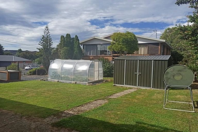 Photo of property in 1 Sickels Street, Fairfield, Dunedin, 9018