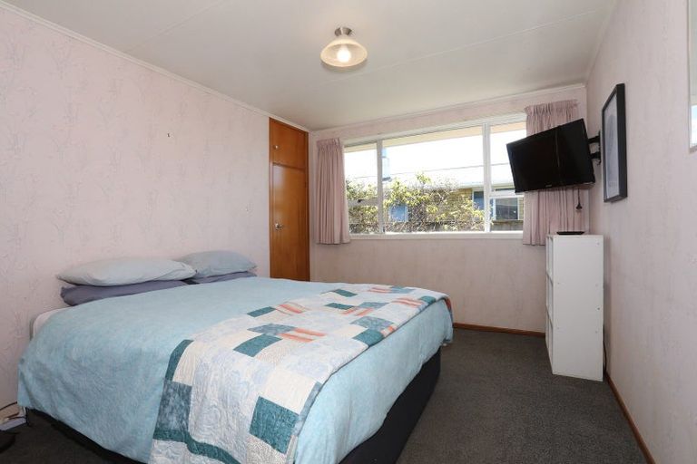 Photo of property in 15 Fergusson Street, Marton, 4710