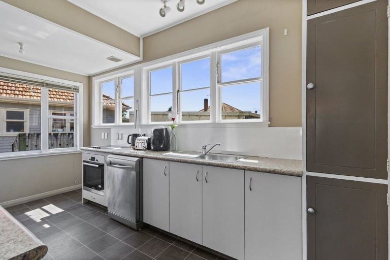 Photo of property in 67 Jellicoe Drive, Hamilton East, Hamilton, 3216