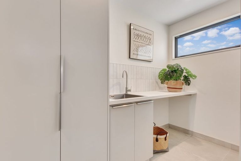 Photo of property in 62 Les Wakefield Road, Mapua, 7005