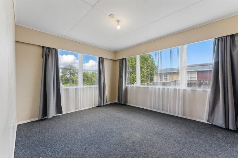 Photo of property in 25 Karamea Crescent, Kelvin Grove, Palmerston North, 4414
