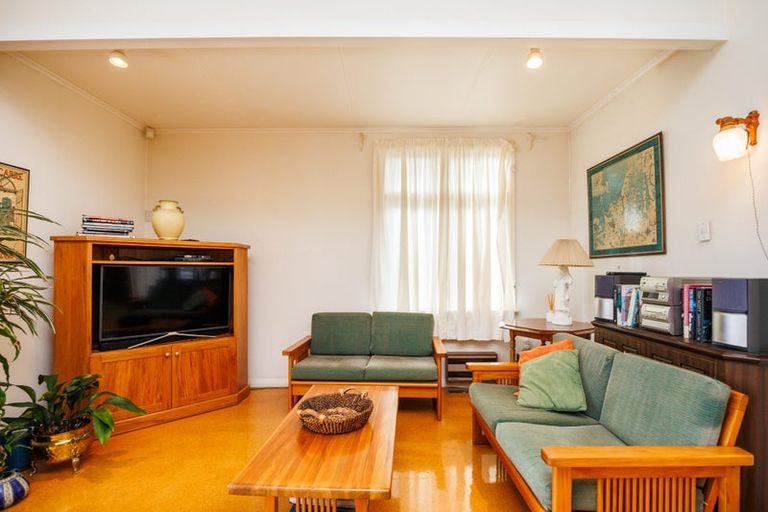 Photo of property in 155 Park Road, West End, Palmerston North, 4410